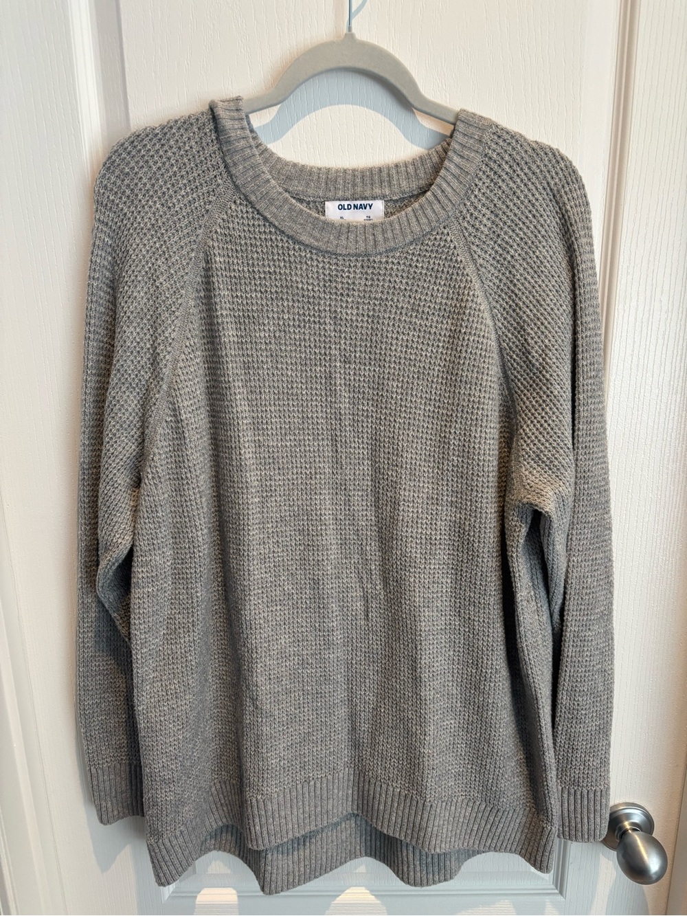 Old Navy Men's Light Gray Waffle Crewneck Sweater